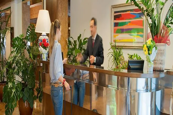 Hotel La Pergola Rome 3*,
